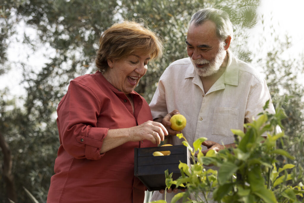 Les 5 Bienfaits du jardinage pour les seniors en résidences services