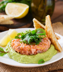 Tartare de saumon et avocat